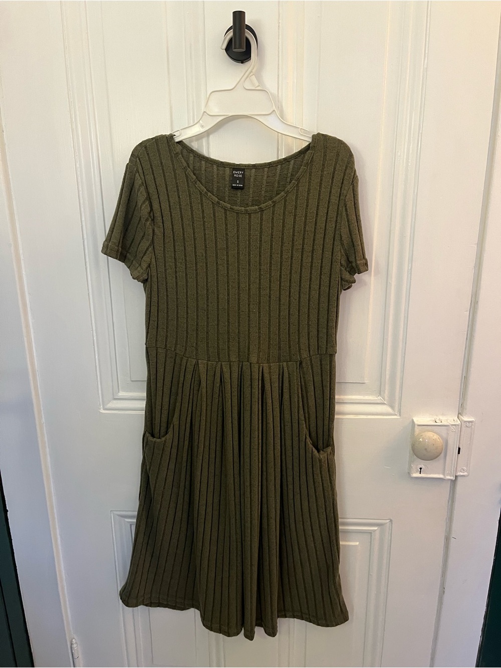 Olive Ribbed Short Sleeve Pocket Dress